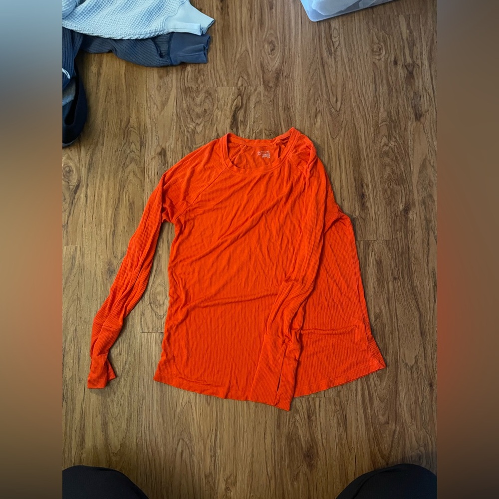 Ribbed long sleeve